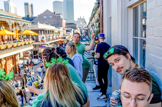 New Orleans Bourbon Street Bar Crawl w/ Shots & Souvenir Cup - Meeting Point and Group Size