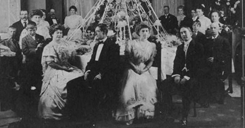 New Orleans: Brothel History Tour - Logistics and Small Group Atmosphere