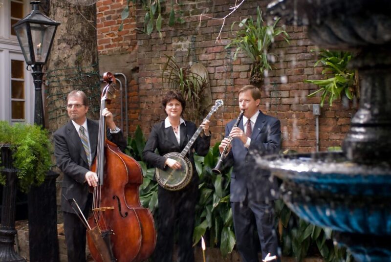New Orleans: 'Court of Two Sisters' Jazz Brunch Buffet - Live Jazz Music Throughout the Brunch