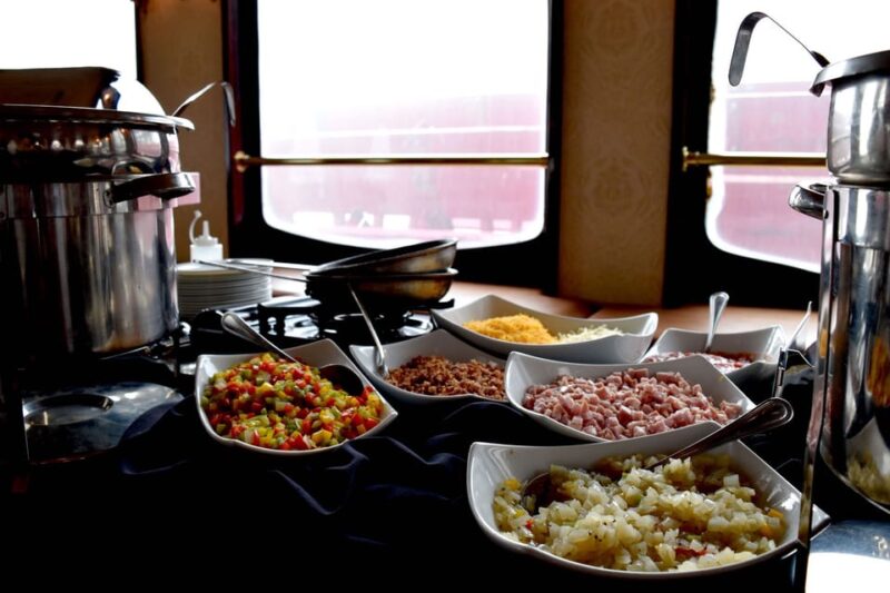 New Orleans: Creole Queen Weekend Morning Jazz Cruise - Weather and Comfort Considerations