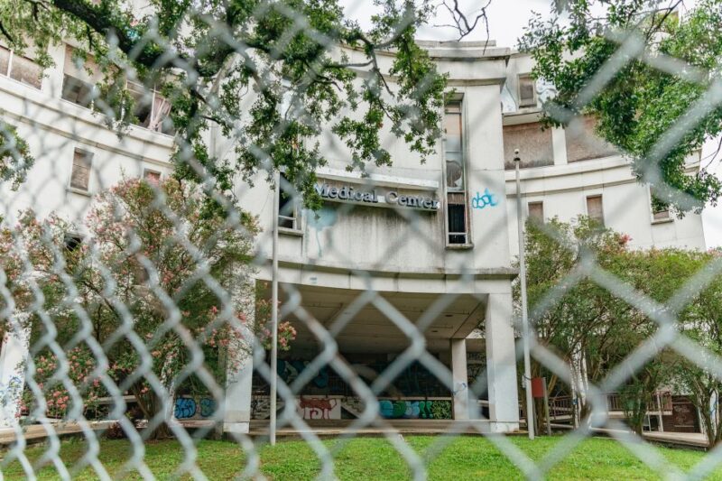 New Orleans: Dead of Night Ghosts and Cemetery Bus Tour - The French Quarter Pickup and the Meeting Point Experience