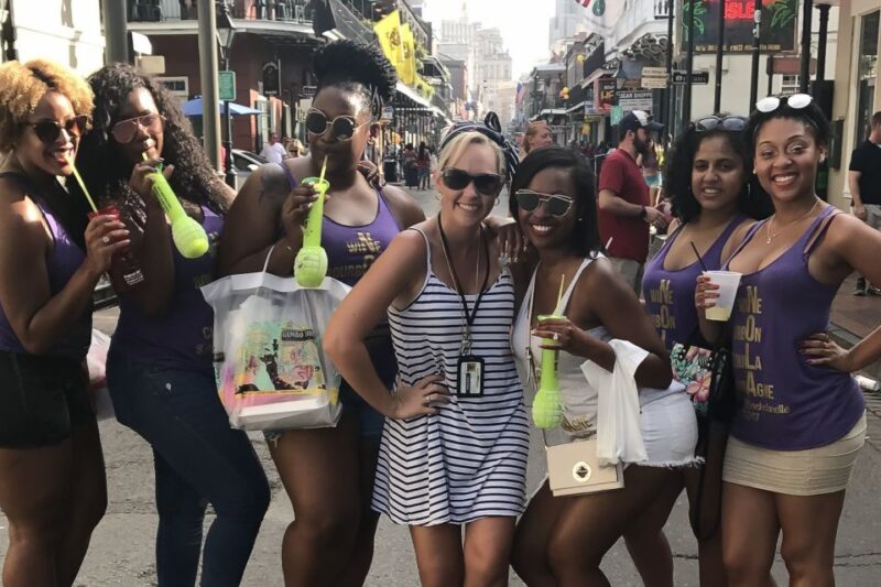 New Orleans: Drunk History Walking Tour - Bar Stops and Drink Options