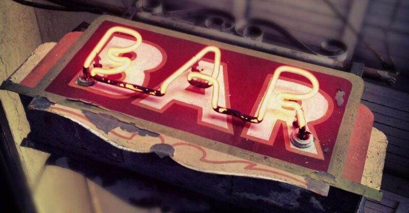 New Orleans: Early Evening Cocktail History Tour - Accessibility and Flexibility of Booking