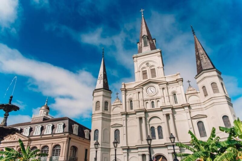 New Orleans: French Quarter Walking Tour - Sampling the Local Flavors During a Comfort Stop