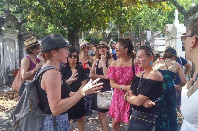 New Orleans Garden District Food, Drinks & History Walking Tour - Curated Food Tastings on Magazine Street