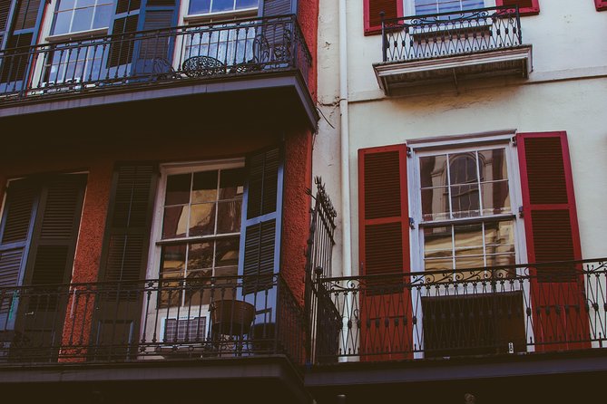 New Orleans Ghost Tour: Only Tour to Go Inside Real Haunted House - Stop at Lafittes Blacksmith Shop Bar and Learn about the Citys Pirate Past