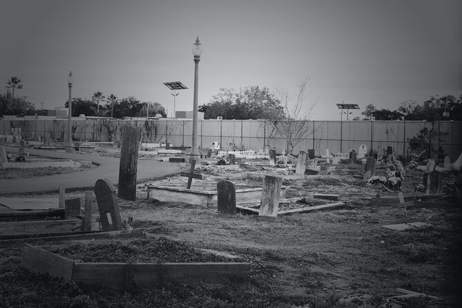 New Orleans Haunted Cemetery Tour and Ghost Hunt - Exploring the Hurricane Katrina Memorial Cemetery