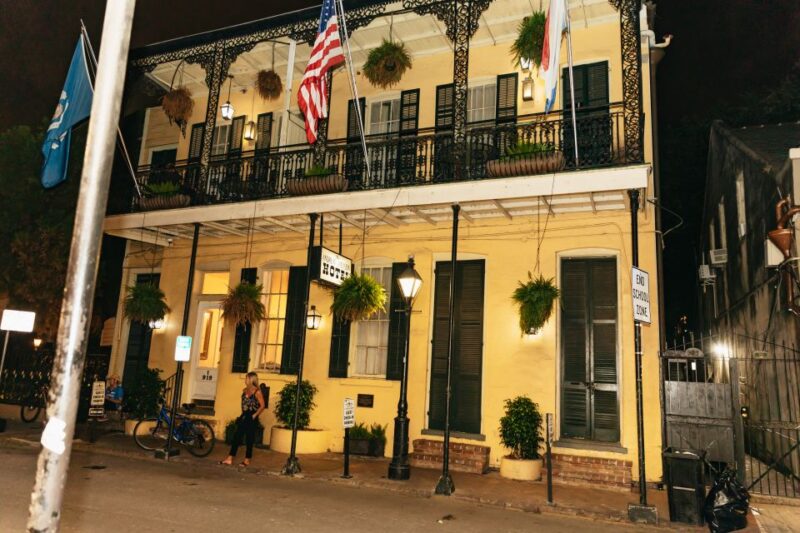 New Orleans: Haunted Pub Crawl - The Pacing and Group Size