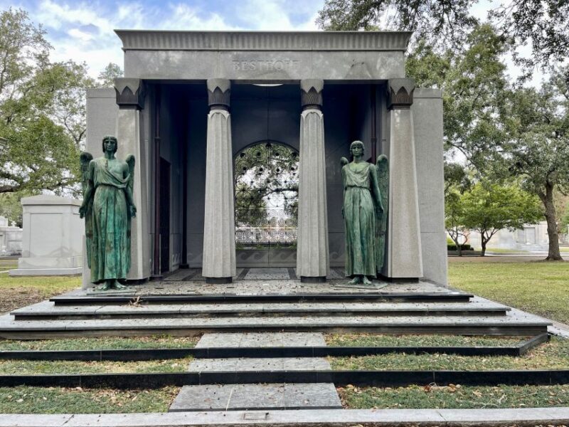 New Orleans: Millionaires Tombs of Metairie Cemetery Tour - Notable Residents and Their Stories