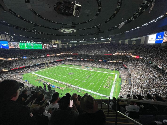 New Orleans: New Orleans Saints Football Game Ticket - Important Tips for Game Day at Caesars Superdome