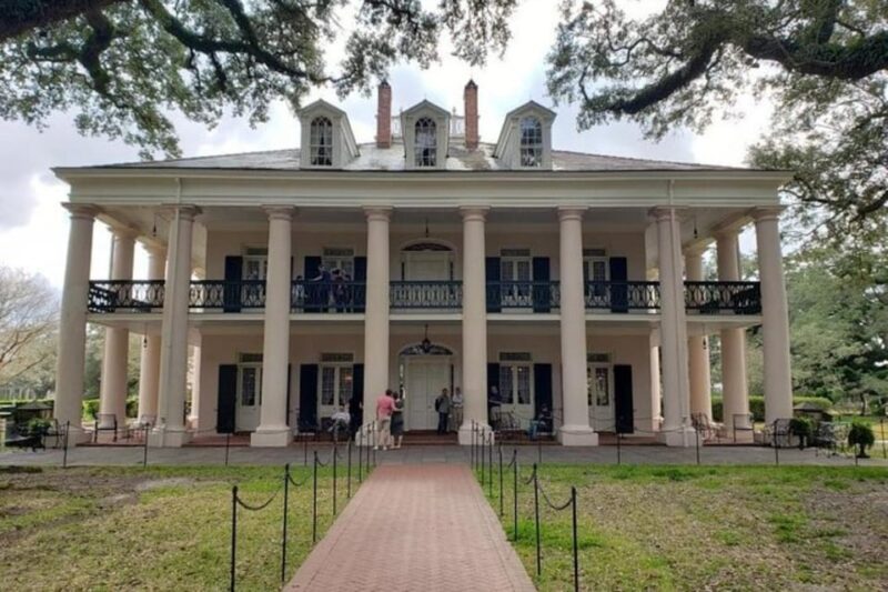 New Orleans: Oak Alley & Laura Plantation Tour w/Transport - What You Can Expect During the Tour