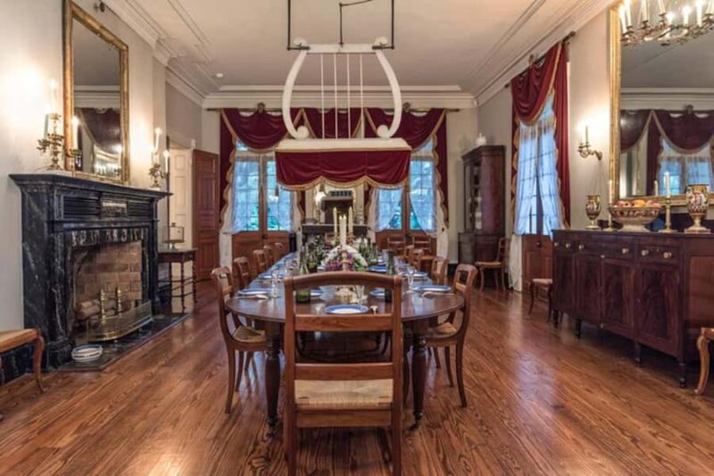 New Orleans: Oak Alley Plantation Tour with Hotel Transfers - Summary of the Oak Alley Plantation Tour with Hotel Transfers