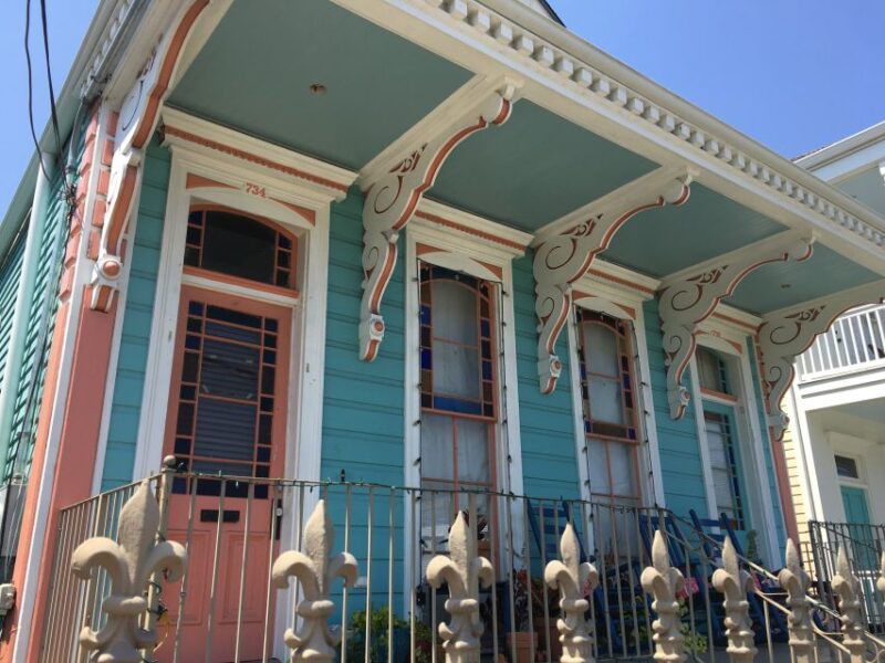 New Orleans: Traditional City and Estate Tour - Practicalities and Amenities