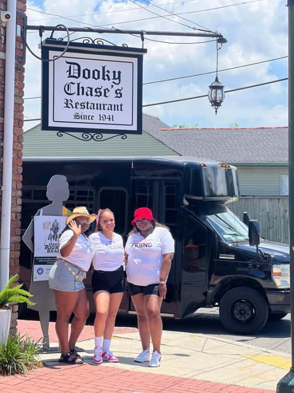 New Orleans: V.I.P Party Bus Experience Tour - The Guide’s Role: Knowledge and Personalities