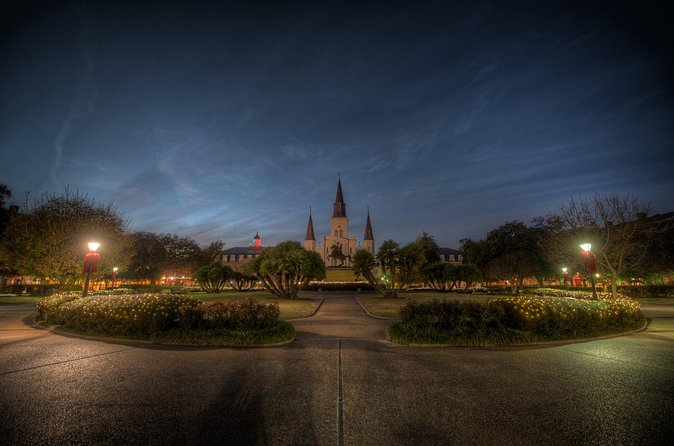 New Orleans Vampire Tour - Jackson Square’s Vampire Suspicions in the 2000s