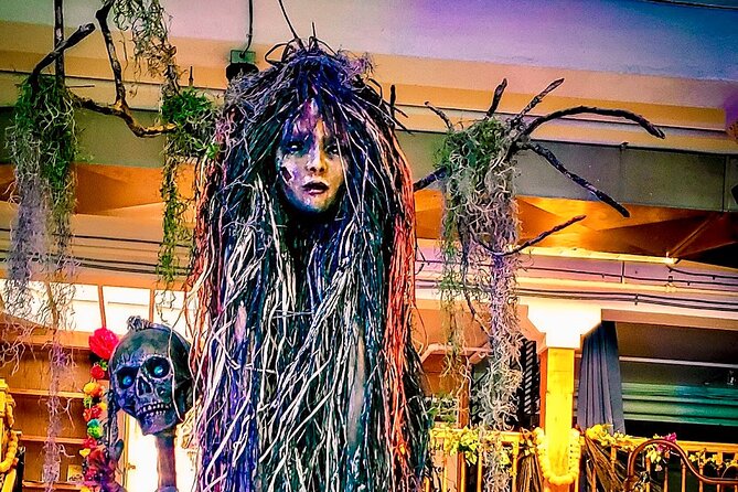 New Orleans Voodoo History Walking Tour - The Role of the Guide in Bringing Voodoo History to Life