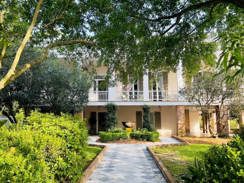 New Orleans: Witches Coven Garden District Walking Tour - The Value and Experience: What Makes This Tour Special