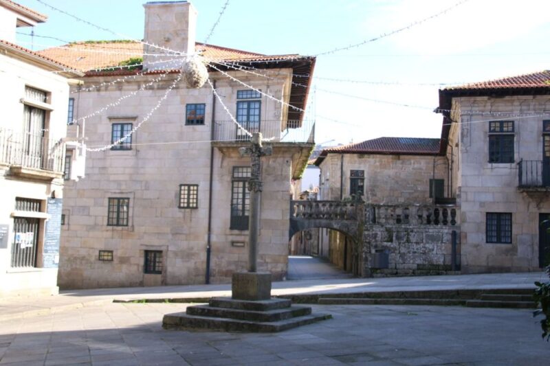 NEW!! Pontevedra: Private Walking Tour with local guide - The Church of the Peregrina: An Iconic Landmark