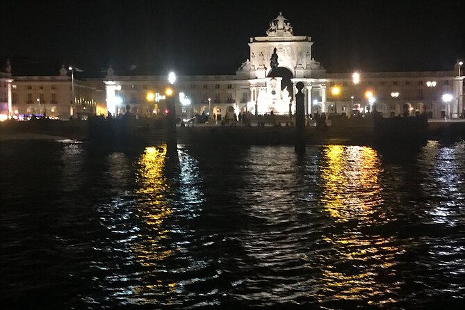 New Year's Eve on a Sailboat with Fireworks display in Lisbon - Practicalities and Safety on the Sailboat
