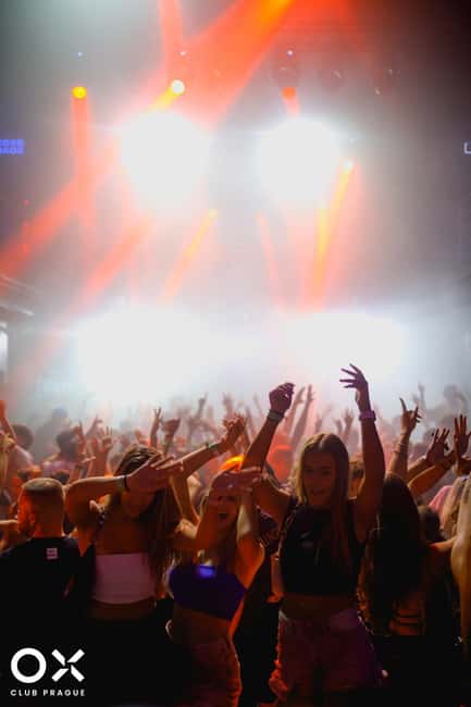 New Year's Eve Party at Ox Nightclub with VIP Option - The Atmosphere and Entertainment at Ox Nightclub