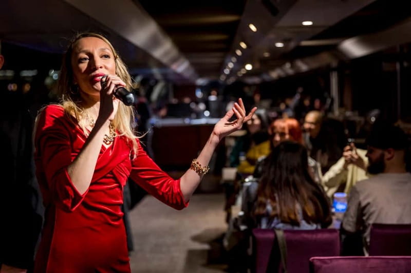 New Year's Eve Seine Cruise and Dinner in Paris - Key Points