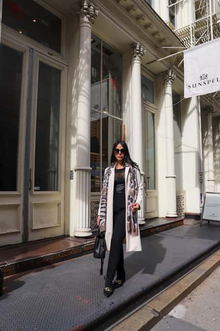 New York: 1-hour Photoshoot in Iconic Locations - What You Need to Bring and Wear