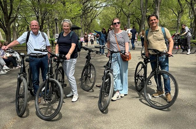 New York Bike Rentals - The Rental Fleet: Bikes, E-Bikes, and E-Scooters