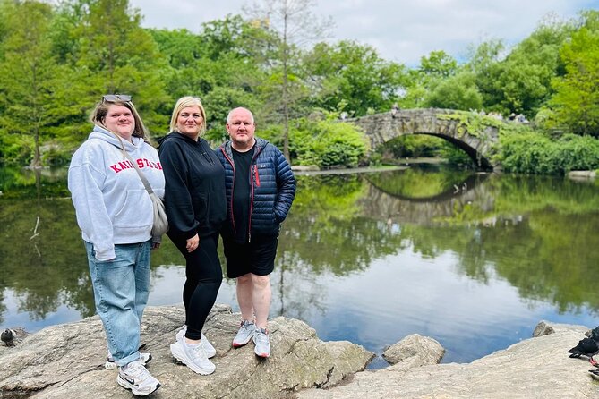 New York Central Park Guided Pedicab Tour - Starting at Columbus Circle for a Grand Welcome
