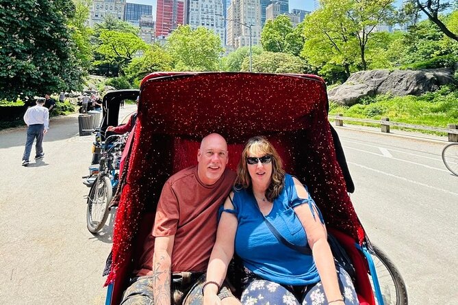 New York Central Park Guided Pedicab Tour - The Dakota and Tavern on the Green