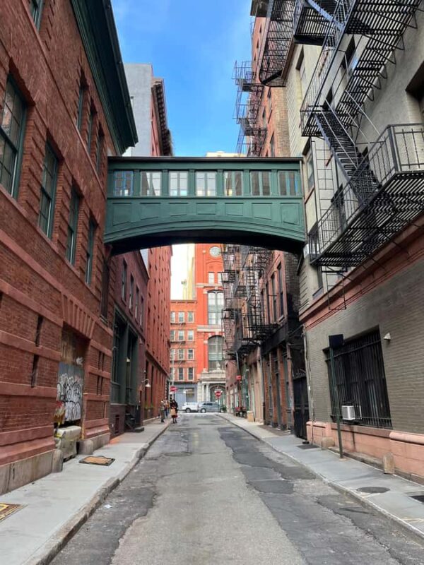 New York: Cinematic Art Walk in TriBeCa - Explore TriBeCa’s Film Heritage and Historic Streets