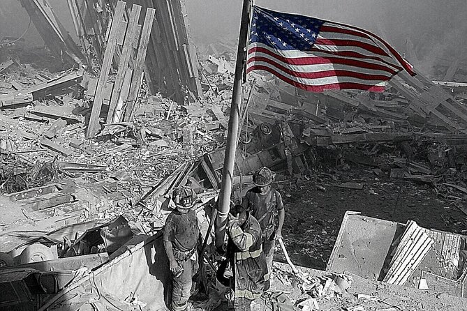 New York City 9/11 Memorial Tour w/ Retired NYPD First Responder - Unique Perspective on 9/11 with Retired NYPD First Responders
