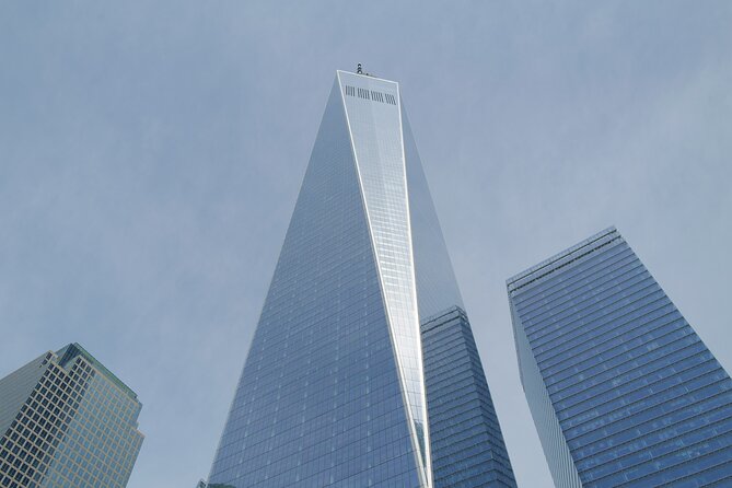 New York City 9/11 Memorial Tour w/ Retired NYPD First Responder - Ground Zero: The North and South Tower Pools