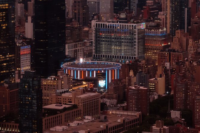 New York City and Westchester Holiday Lights Helicopter Tour - Highlights of the Manhattan Skyline and Holiday Lights