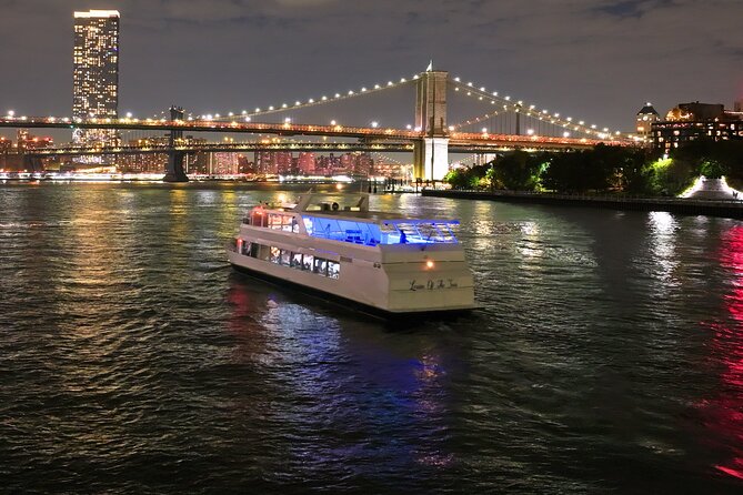 New York City Dinner Cruise with Live Music - Key Points
