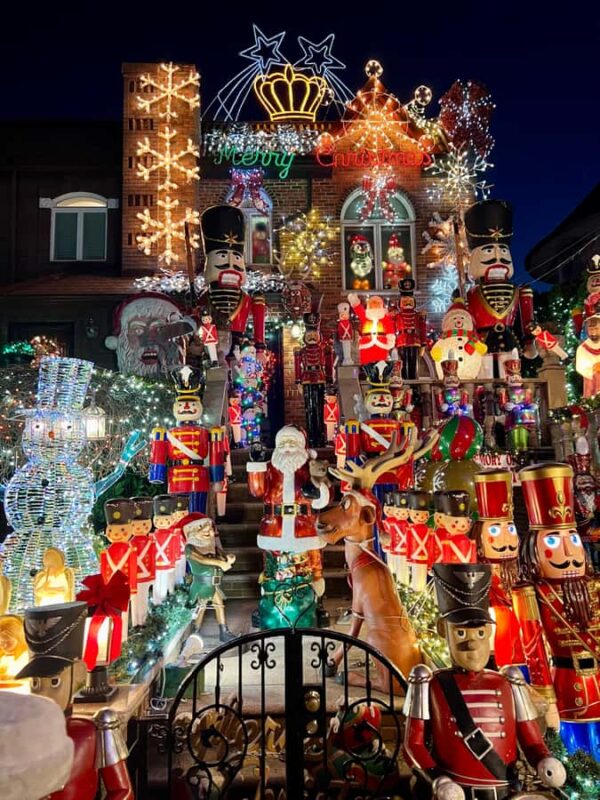 New York City: Dyker Heights Christmas Walking Tour - Key Points