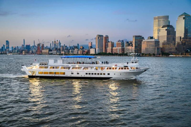 New York City: Fall Foliage Oktoberfest Cruise - The Launch Point and Boarding Details