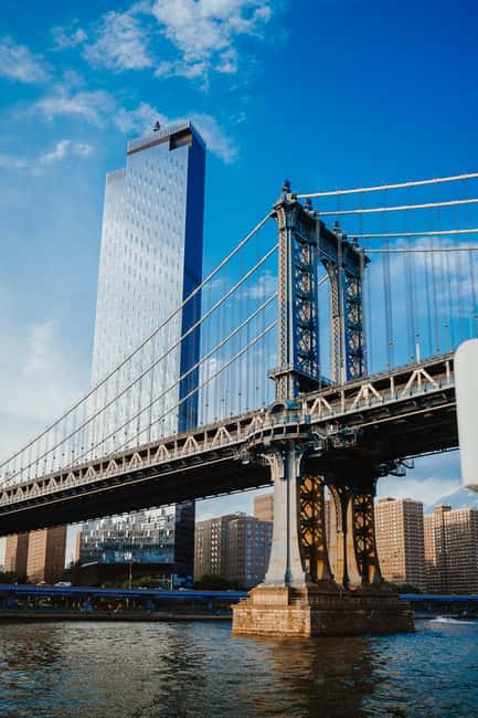 New York City: Fall Foliage Oktoberfest Cruise - Authentic German Oktoberfest Food on Board