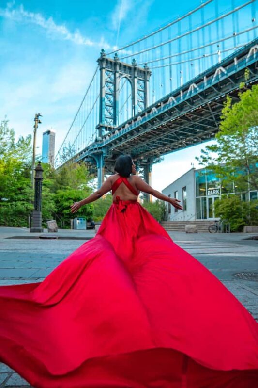 New York City: Flying Dress Photo Shoot - The Professional Photographer and Assistant Team