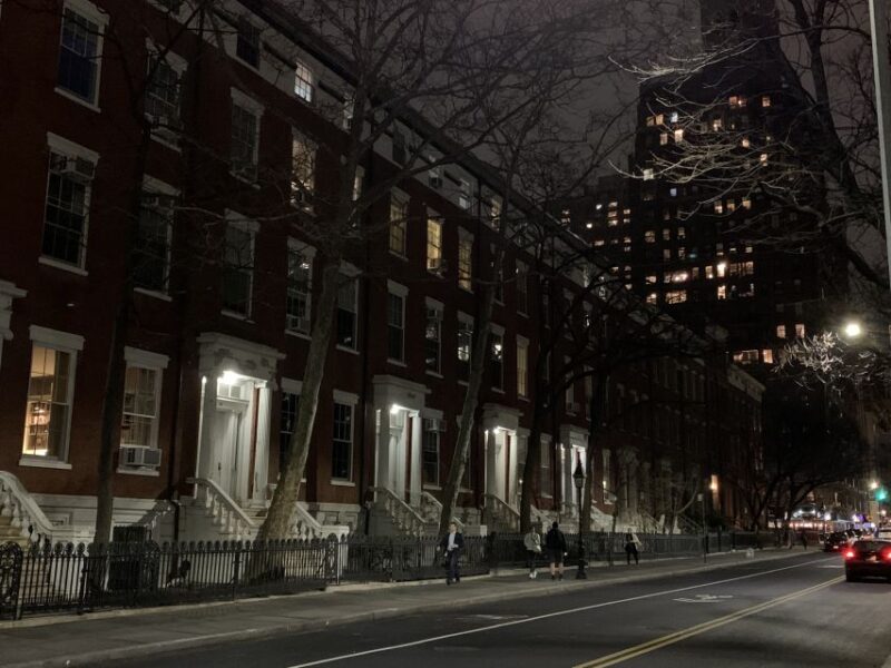 New York City: Gangsters and Ghosts 2-Hour Walking Tour - Key Points