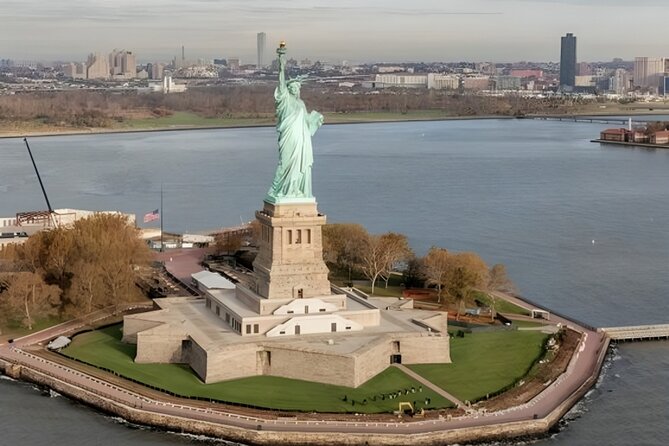 New York City Half Day Walking Tour with a Guide - Discover New York City in a Half Day with a Guided Walking Tour