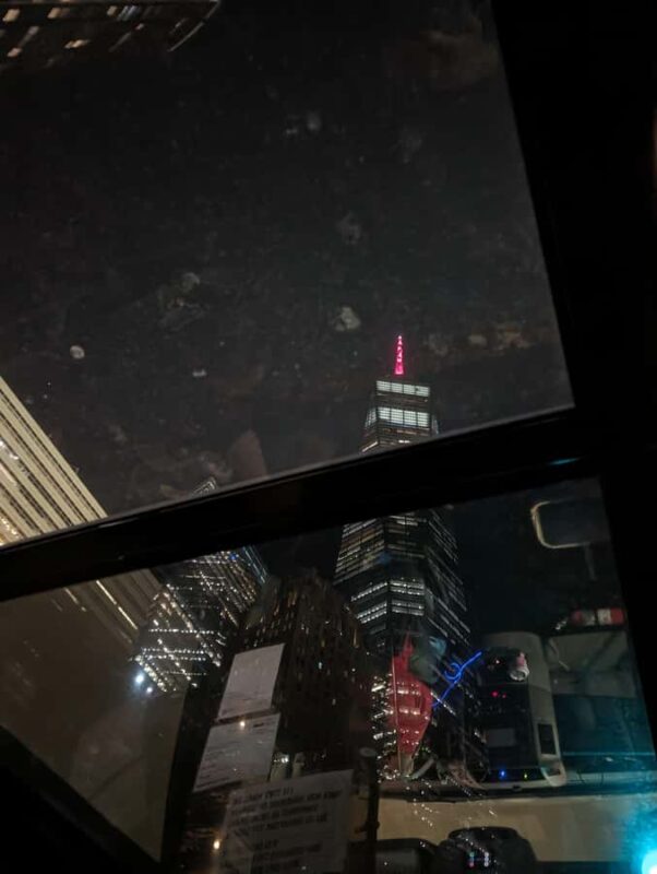 New York City Holiday Lights Tour - Tour Logistics and Practical Tips