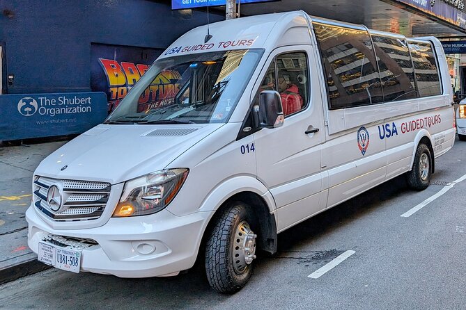 New York City Holiday Lights Tour - Iconic Landmarks and Neighborhoods Visited