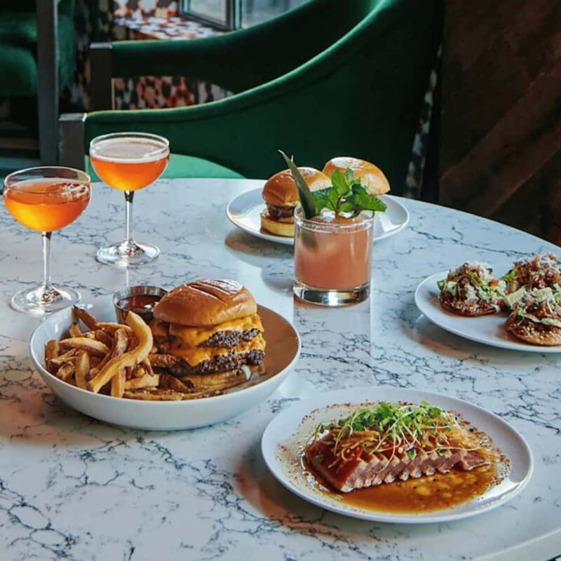 New York City: Holiday Mini Golf + Cocktail & S'more - Dress Code and Atmosphere