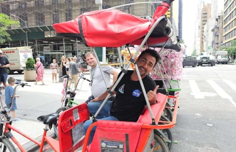 New York City: Home Alone 2 Movie Locations Pedicab Tour - Key Points