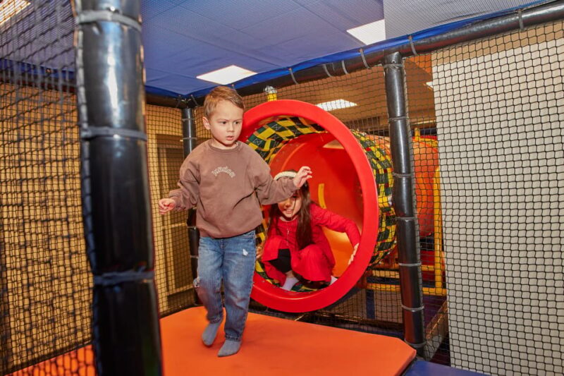 New York City: Manhattan 'Complete Playground' Entry Ticket - Bounce and Play in the Indoor House and Tunnels