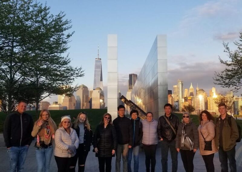 New York City Night Views - A panoramic hop-on-hop-off tour - Experience the Best Night Views of New York City on a Panoramic Hop-on-Hop-off Tour