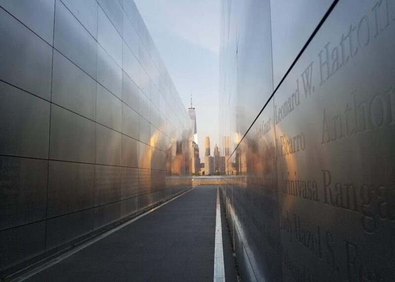 New York City Night Views - A panoramic hop-on-hop-off tour - Practical Tips for the Night Tour