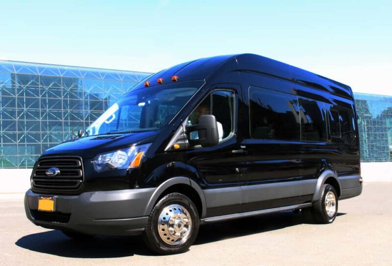 New York City: Private Customizable Tour with Guide - Traveling in Style in a Latest-Model Van