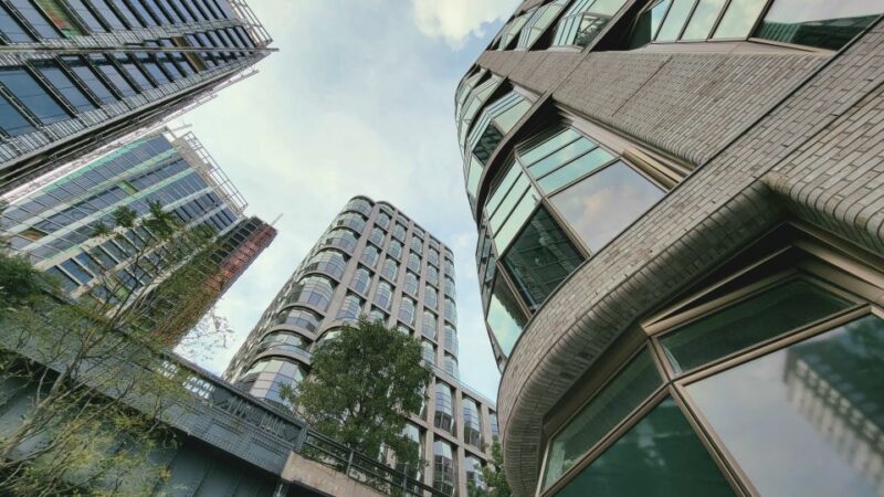 New York City: Secrets Of High Line Park Walking Tour - Insider Secrets and Architectural Highlights