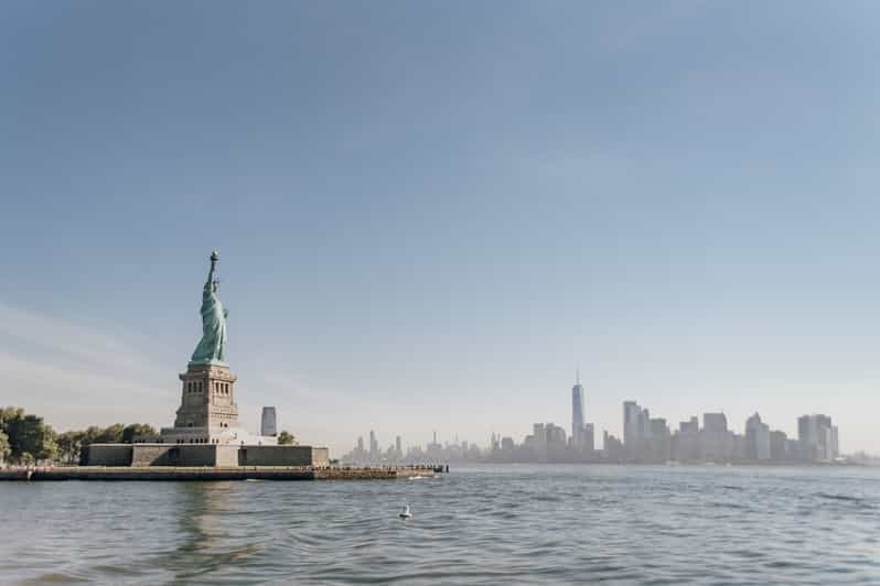 New York City: Statue of Liberty & Battery Park Guided Tour - Key Points